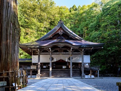 戶隱神社